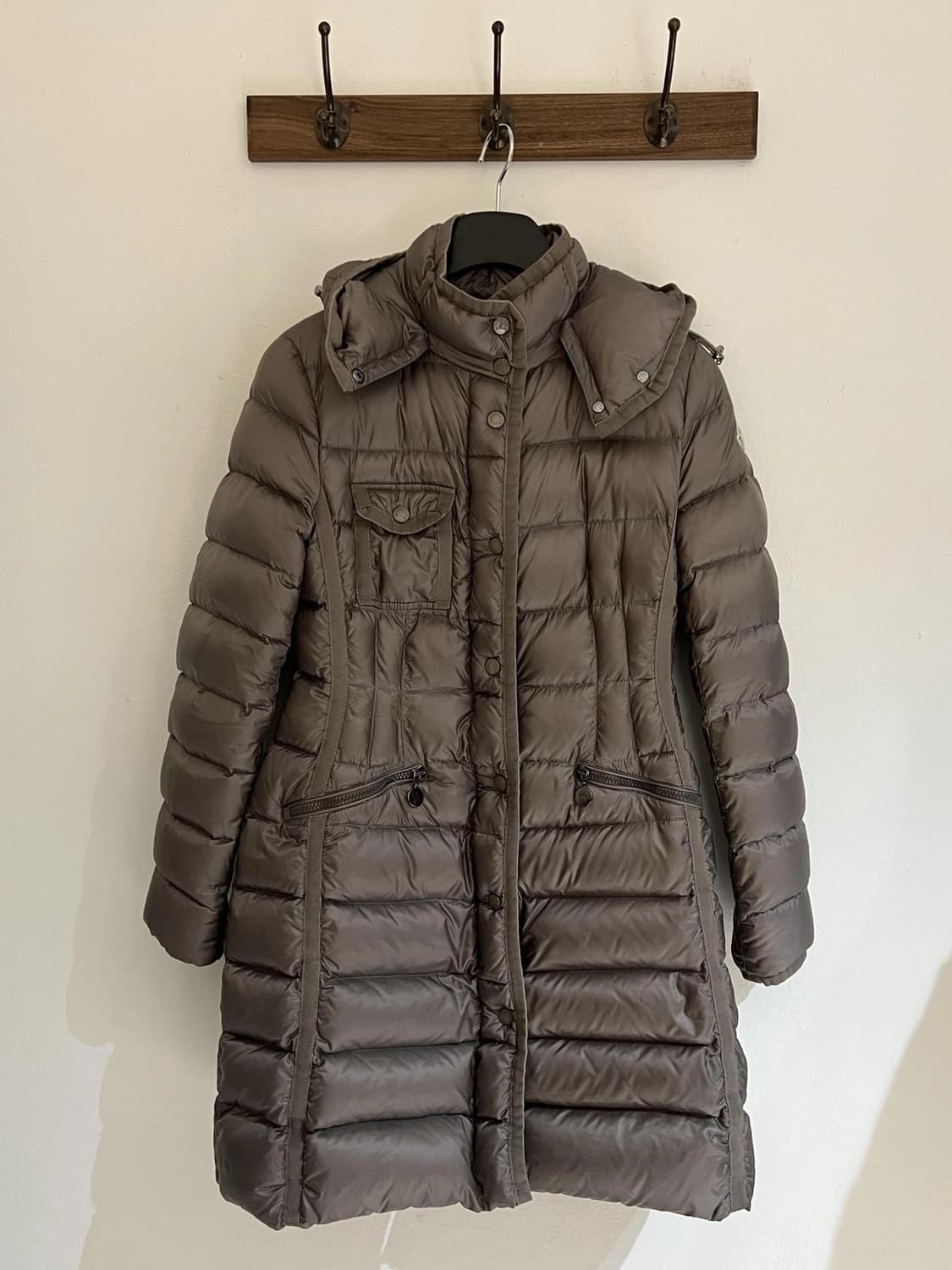 Moncler 롱패딩 상품이미지1
