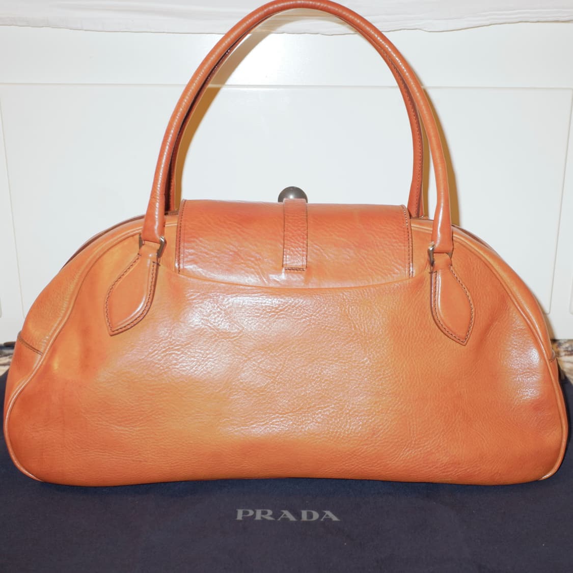 프라다 비텔로 다이노 레더 보울러 토트백 브라운 상품이미지3