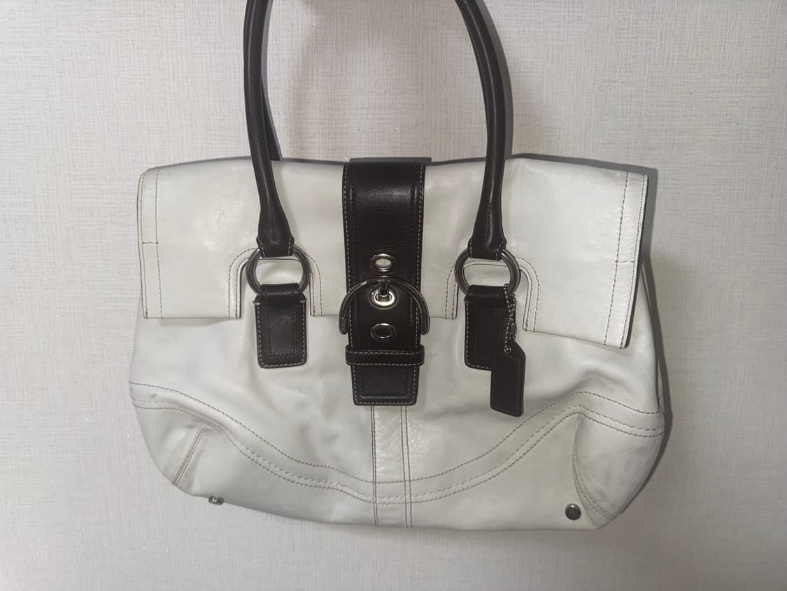 [주말할인]코치 소호 버클 토트백 숄더백 크림 아이보리 상품이미지1