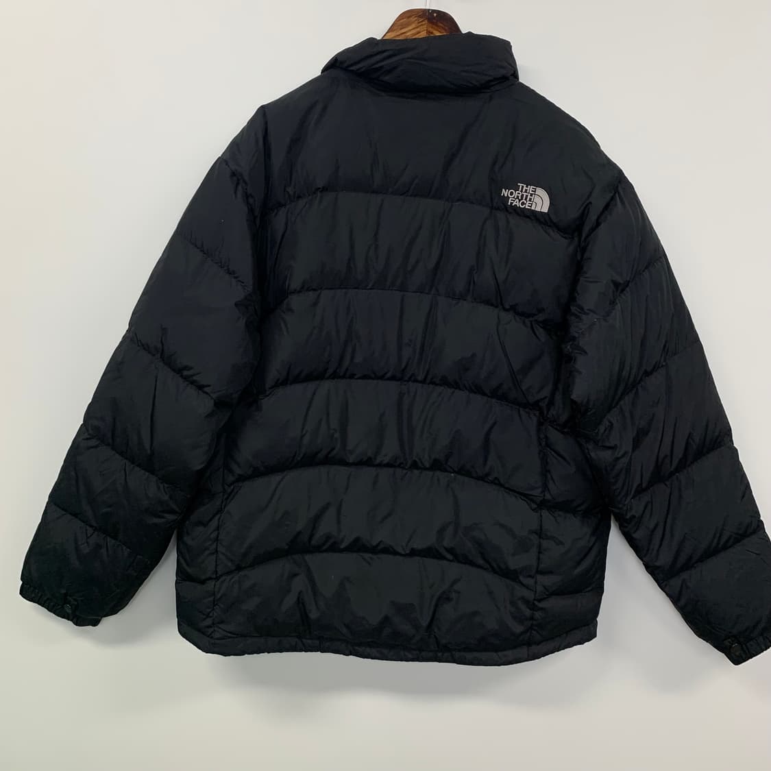노스페이스 블랙 600 다운 패딩 상품이미지3