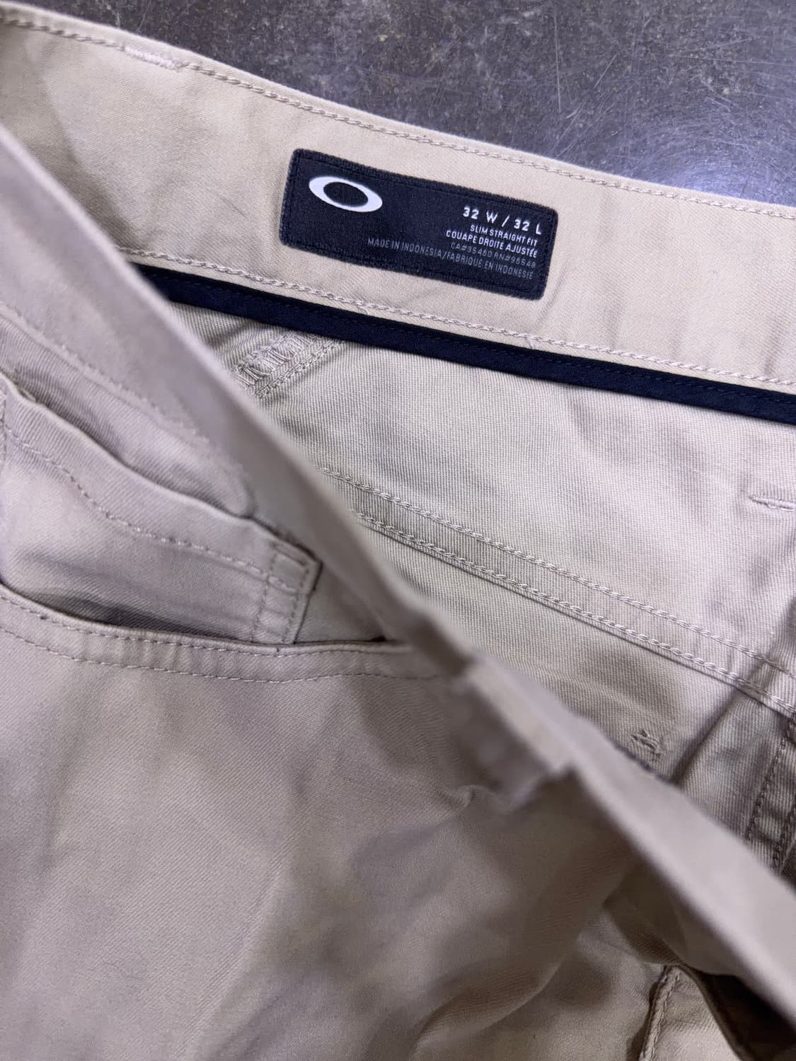 오클리 슬림 스트레이트핏 펑션 지퍼 포인트 코튼 베이지 팬츠 32 상품이미지8