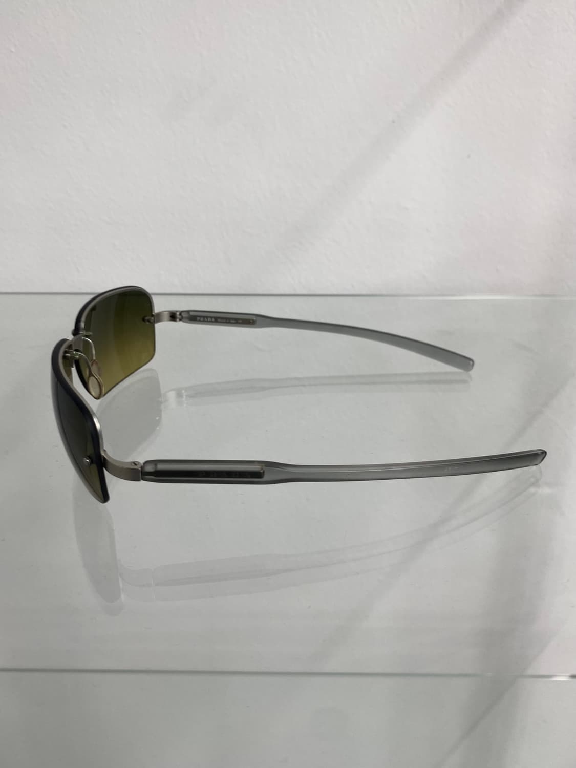 프라다 그라디언트 선글라스 상품이미지3