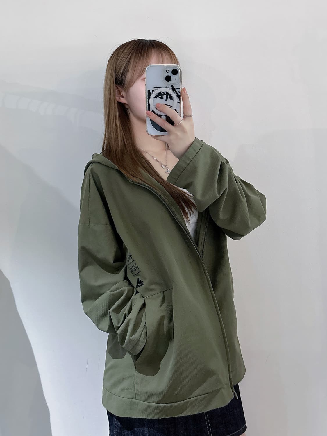 아디다스 스몰로고 카키 런닝 바람막이 상품이미지1