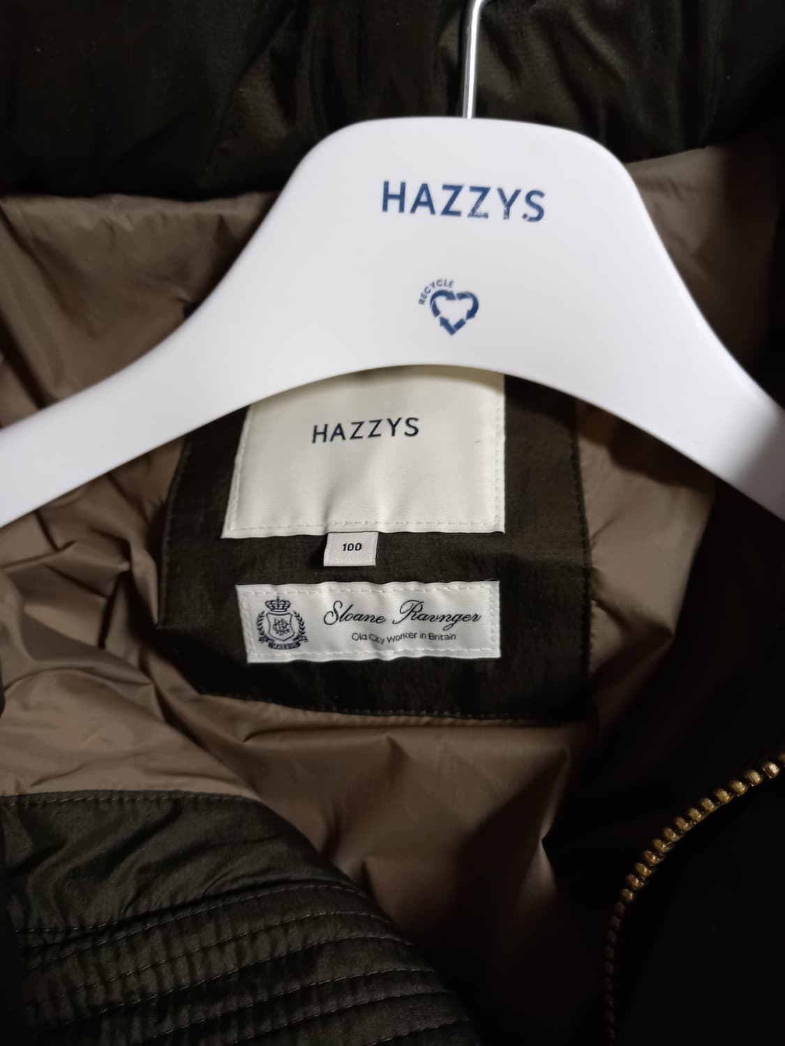 헤지스 카라코람 구스다운 패딩 점퍼 100사이즈 새상품 판매합니다. 상품이미지3