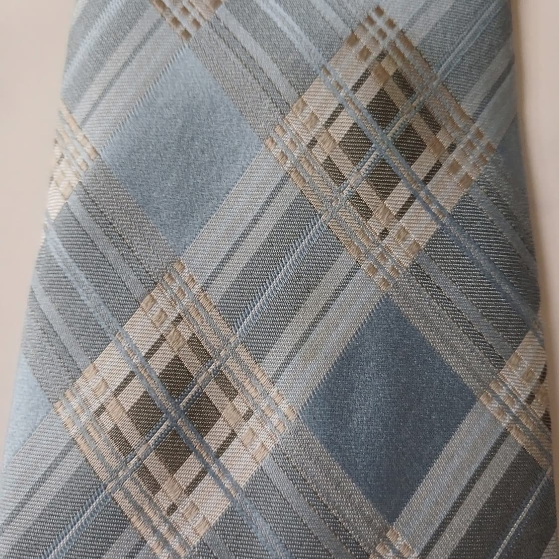 비비안웨스트우드 실크 체크 자카드 넥타이 9.1cm A등급 A19147
 상품이미지9