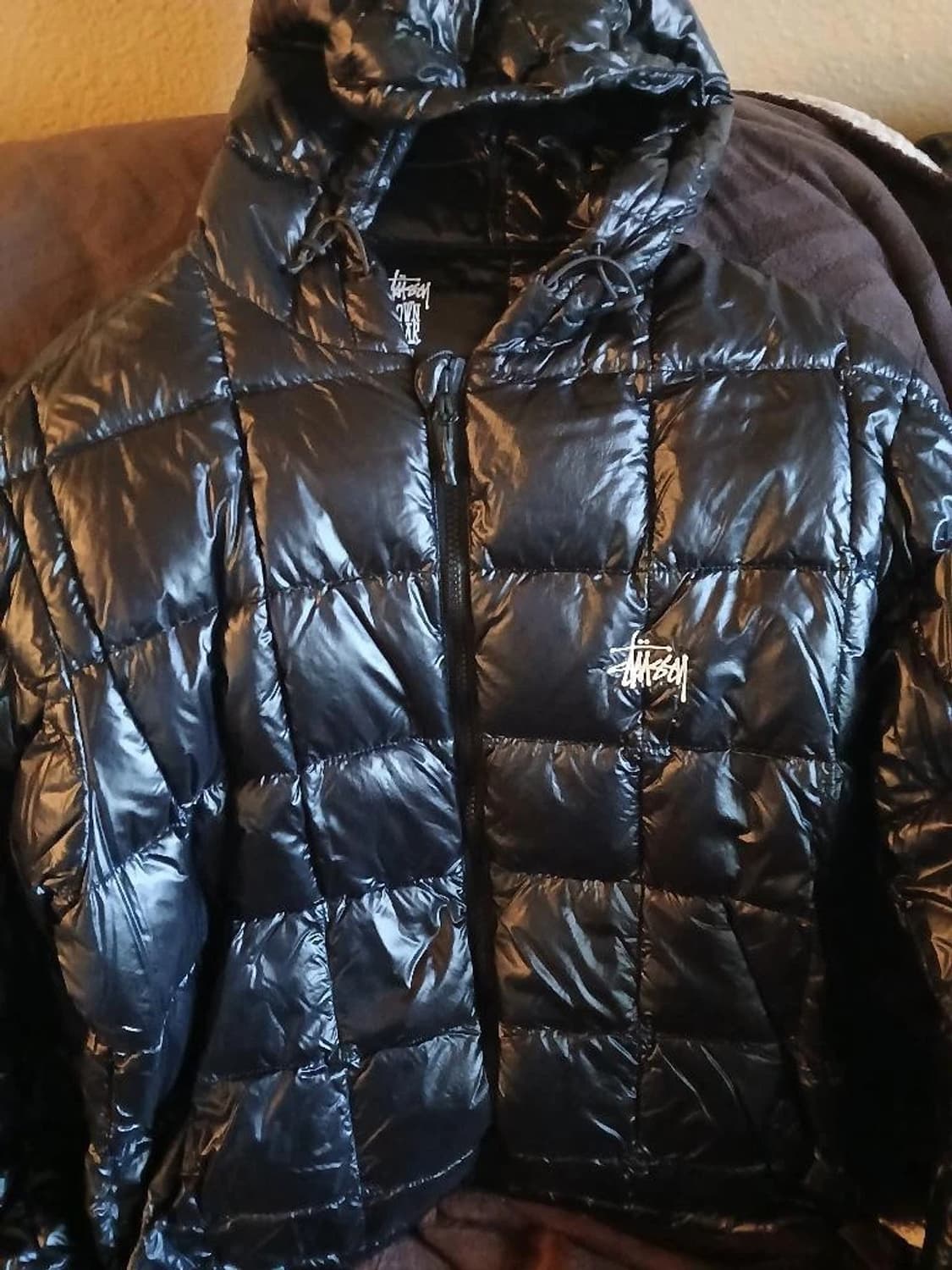 스투시 미드웨이트 후드 푸퍼 블랙 패딩 상품이미지1