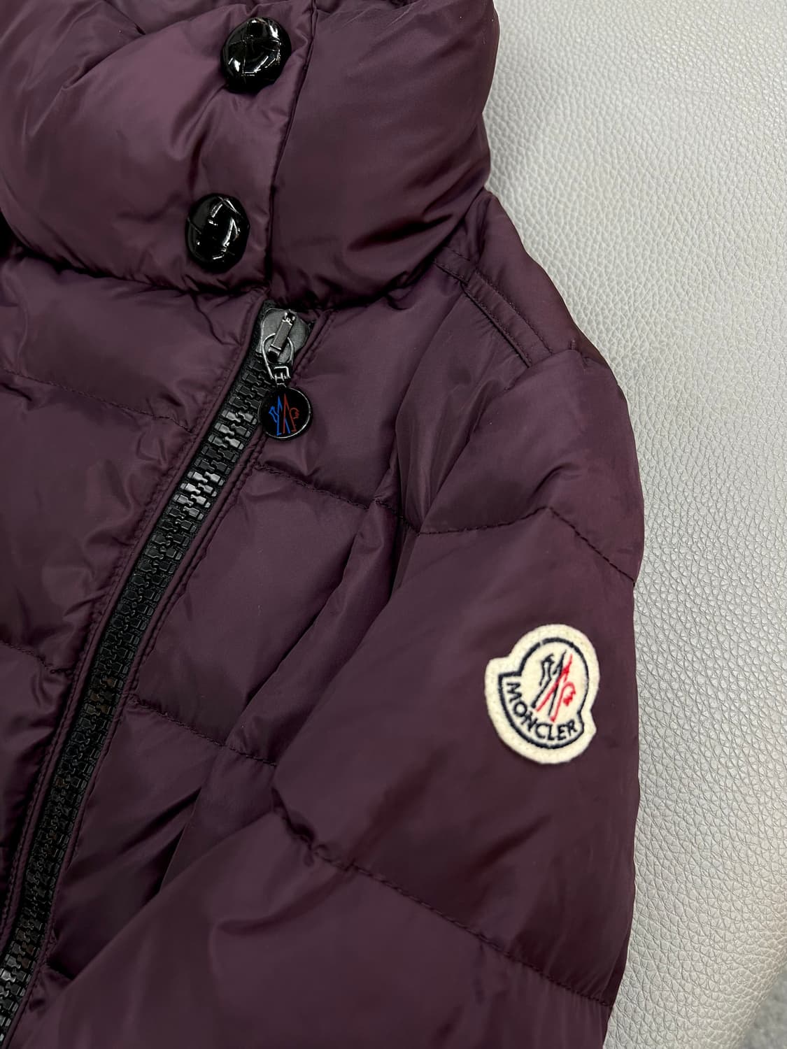 몽클레어 정품 버건디 다운패딩(00/44) 상품이미지4