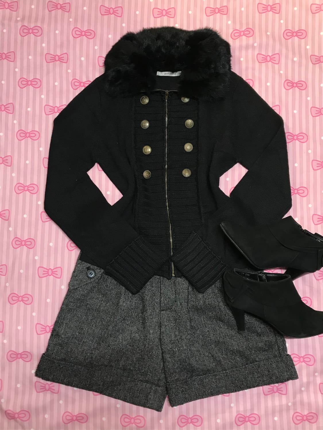 블랙 퍼 투버튼 니트집업 y2k 오네갸루 상품이미지1