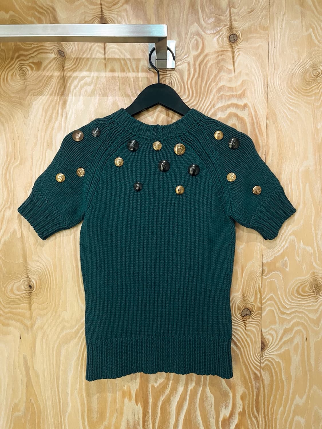 구찌 08f/w 멀티 버튼 니트 탑 상품이미지2
