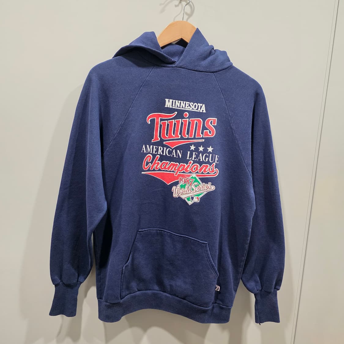 90s 빈티지 LOGO7 그래픽 프린트 후드티 상품이미지1