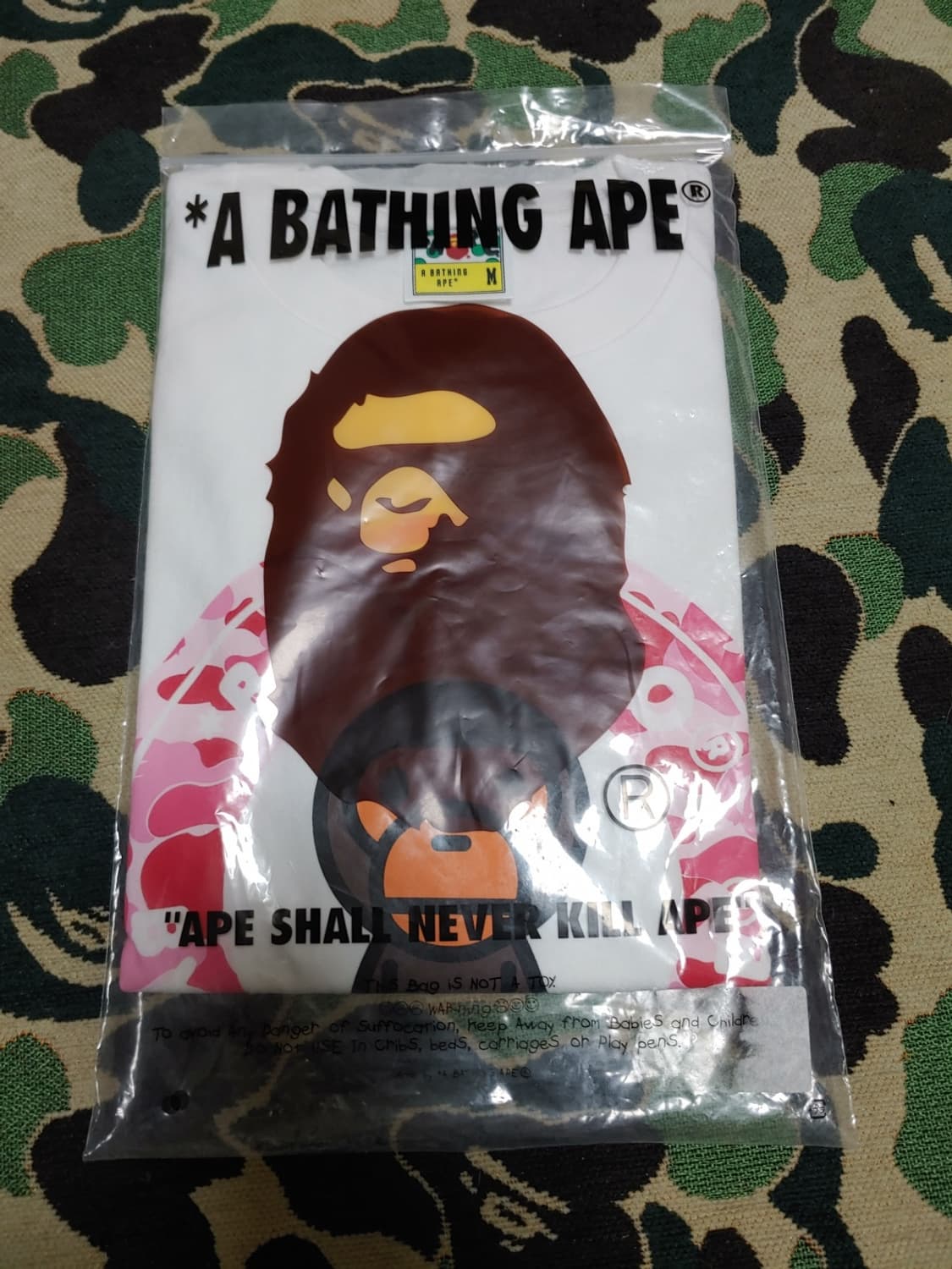 [M] 베이프 25SS ABC 핑크카모 베이비마일로 비지워크 반팔티 상품이미지2