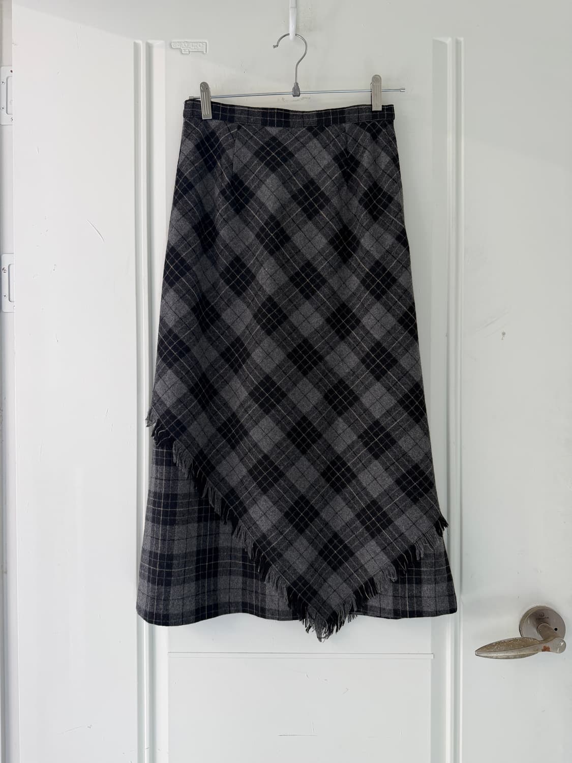 일본빈티지 울 타탄체크 프린지 롱스커트 상품이미지6