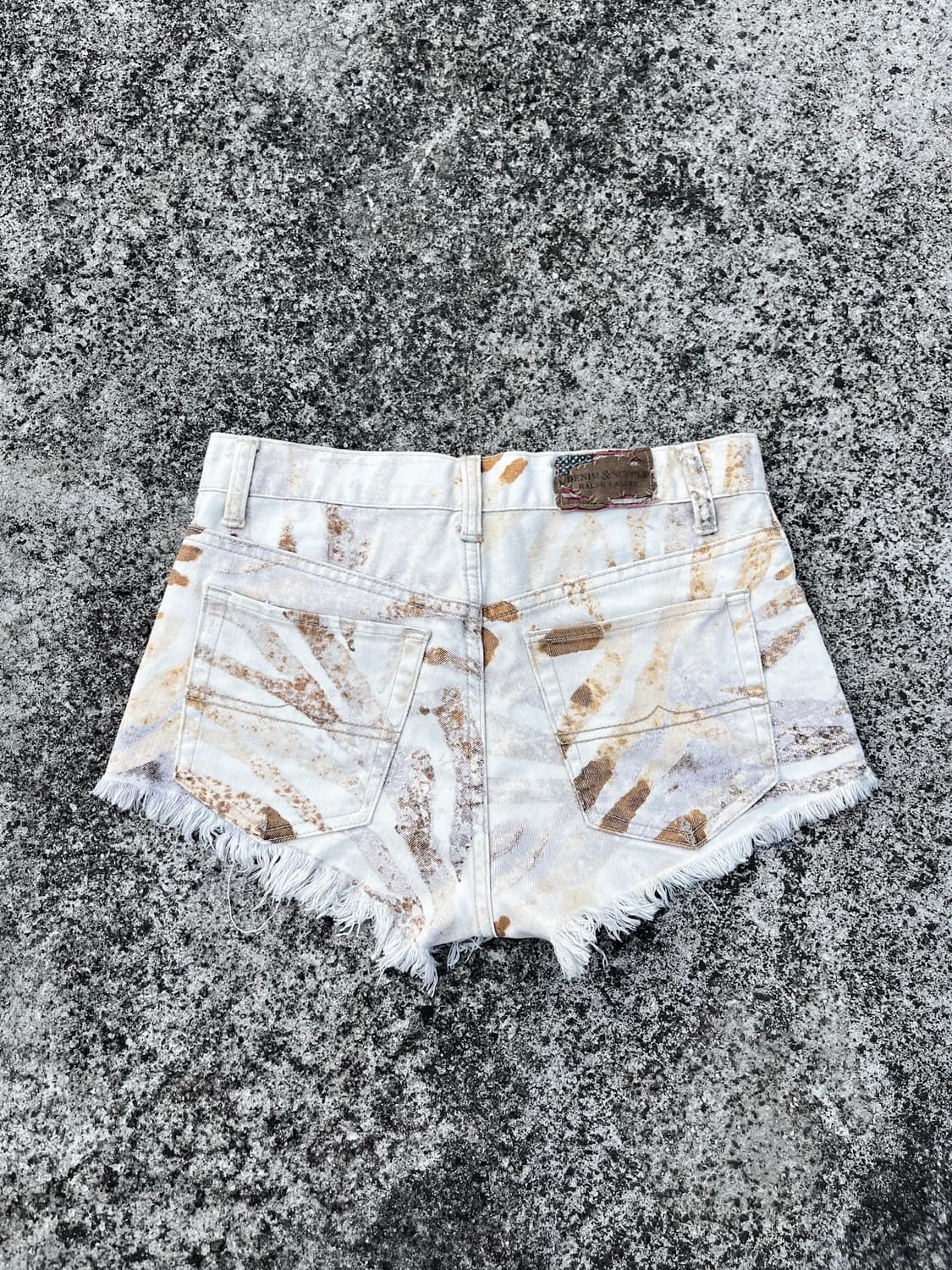 Brown painting shorts  상품이미지2