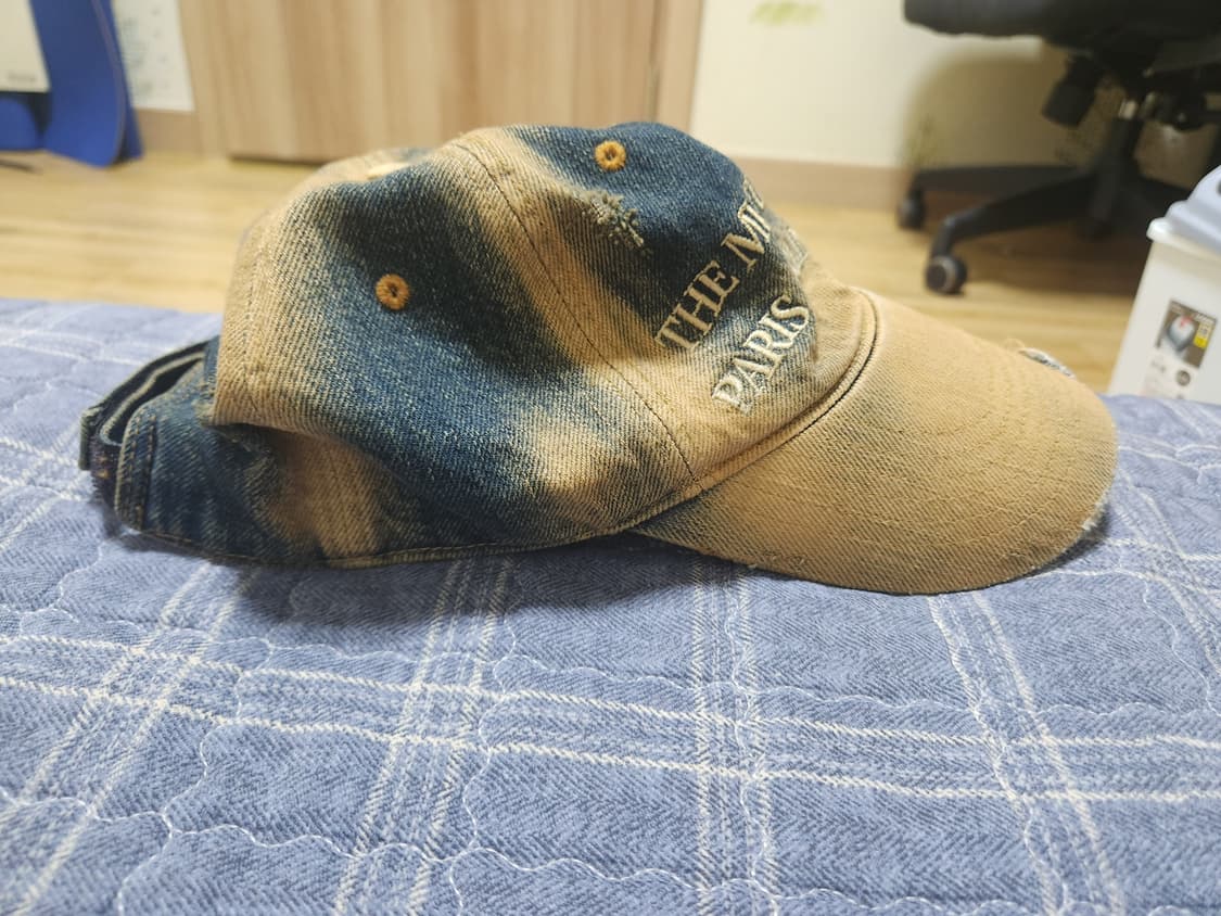 더뮤지엄비지터 모자 상품이미지3