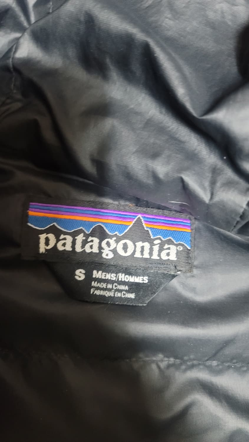 파타고니아 피츠로이 구형 패딩 상품이미지3