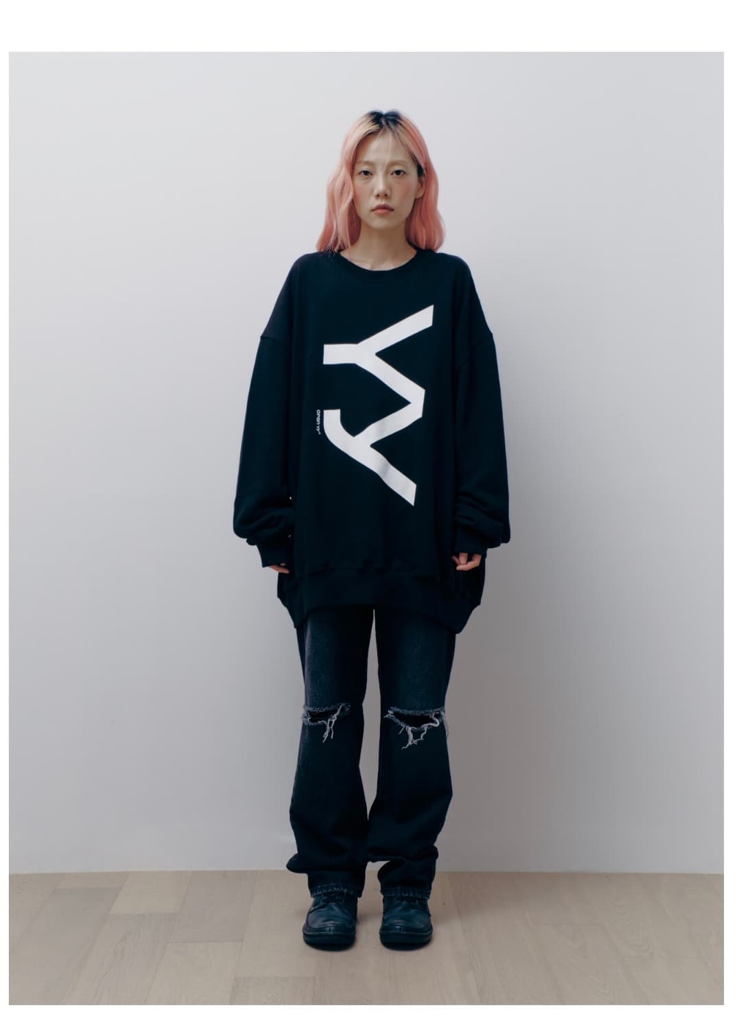 EQL EXCL. OPEN YY SWEATSHIRT, BLACK 상품이미지1