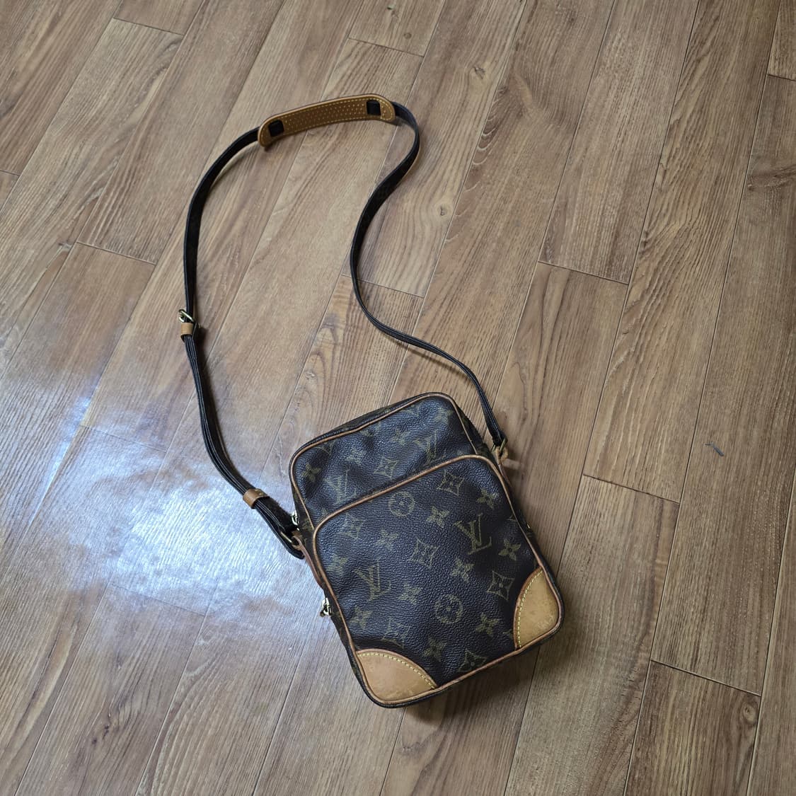 루이비통 가방 크로스백 아마존 상품이미지1