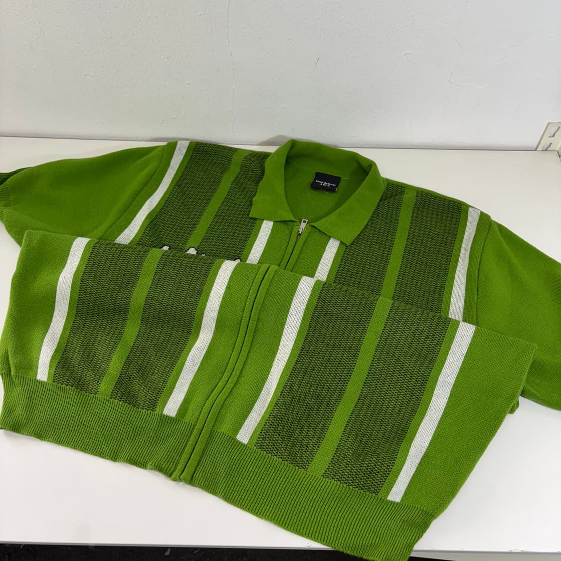 L-XL 2 아크매드라비 루즈오버핏 레터링 카라넥 니트자켓 상품이미지2