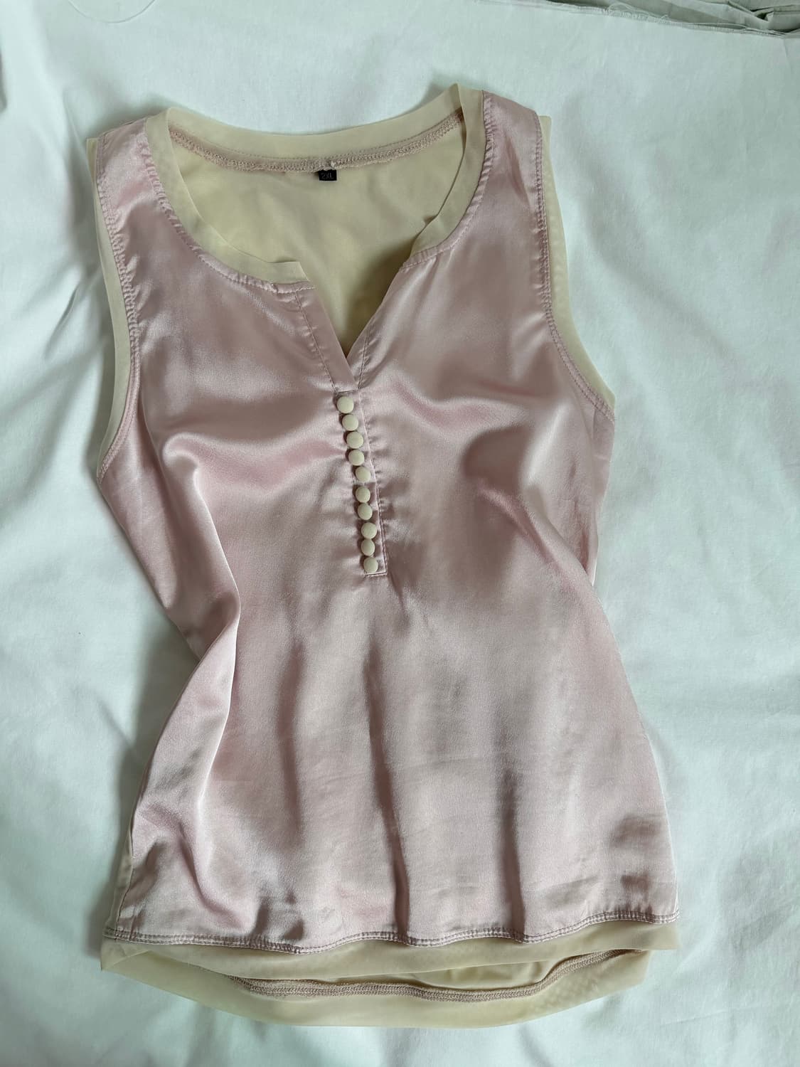 Light pink soft sleeveless 상품이미지1