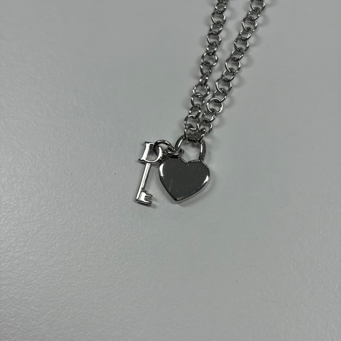 디올 하트 태그키 목걸이 상품이미지6