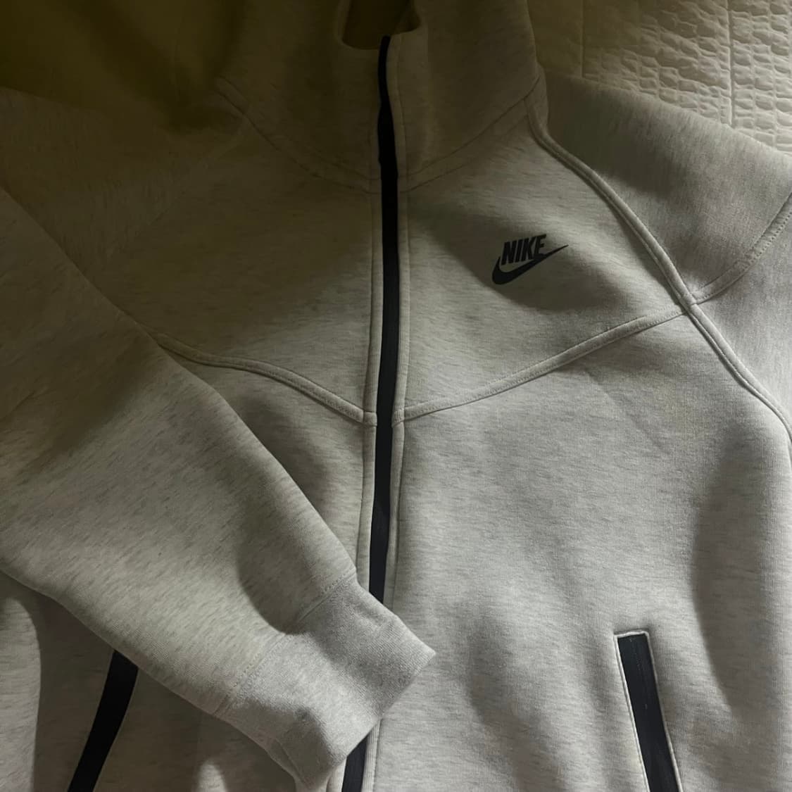 나이키 NSW 테크 플리스 윈드러너 화이트 상품이미지2