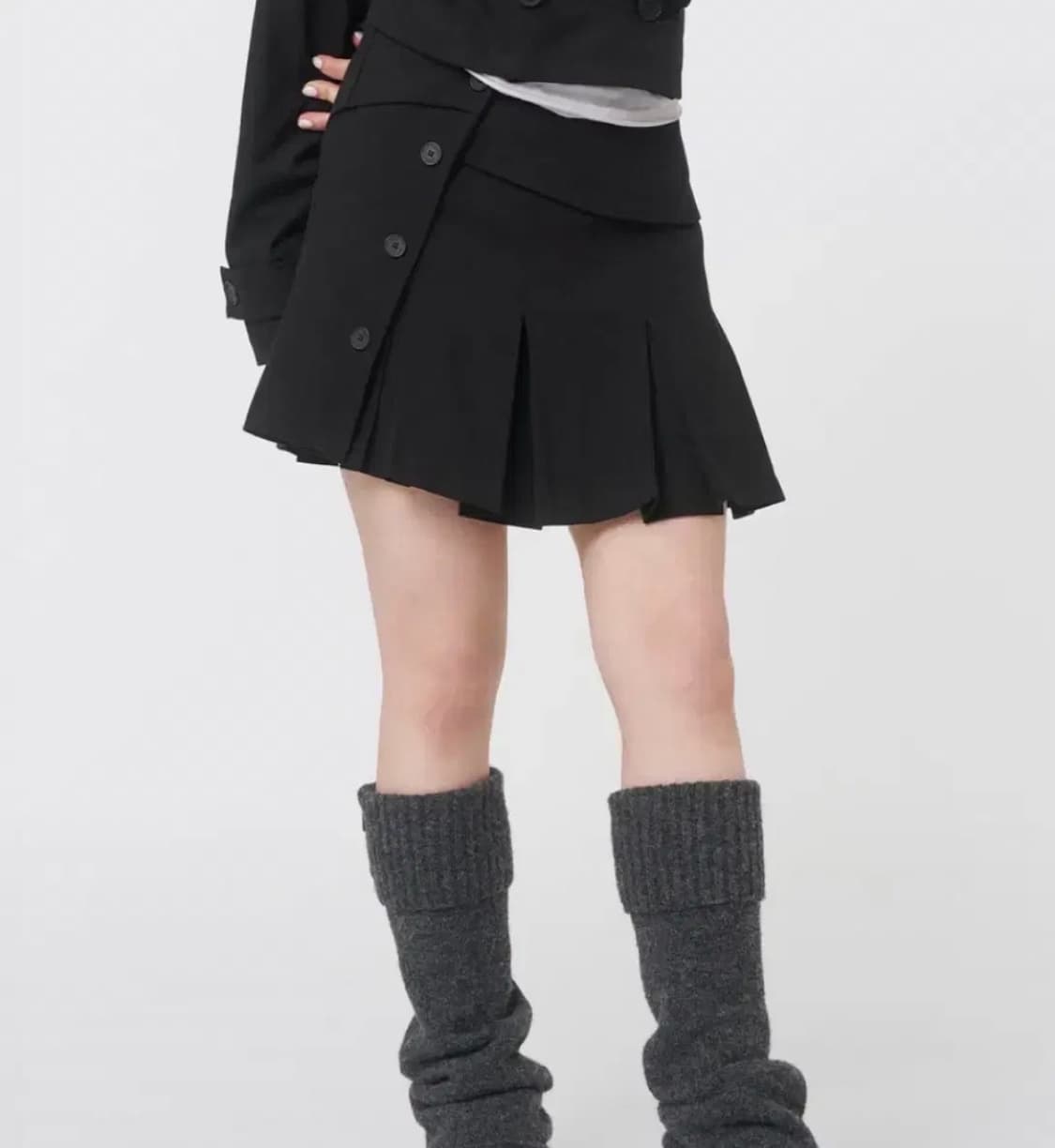 미세키서울 플리츠 랩 미니스커트 블랙 상품이미지1