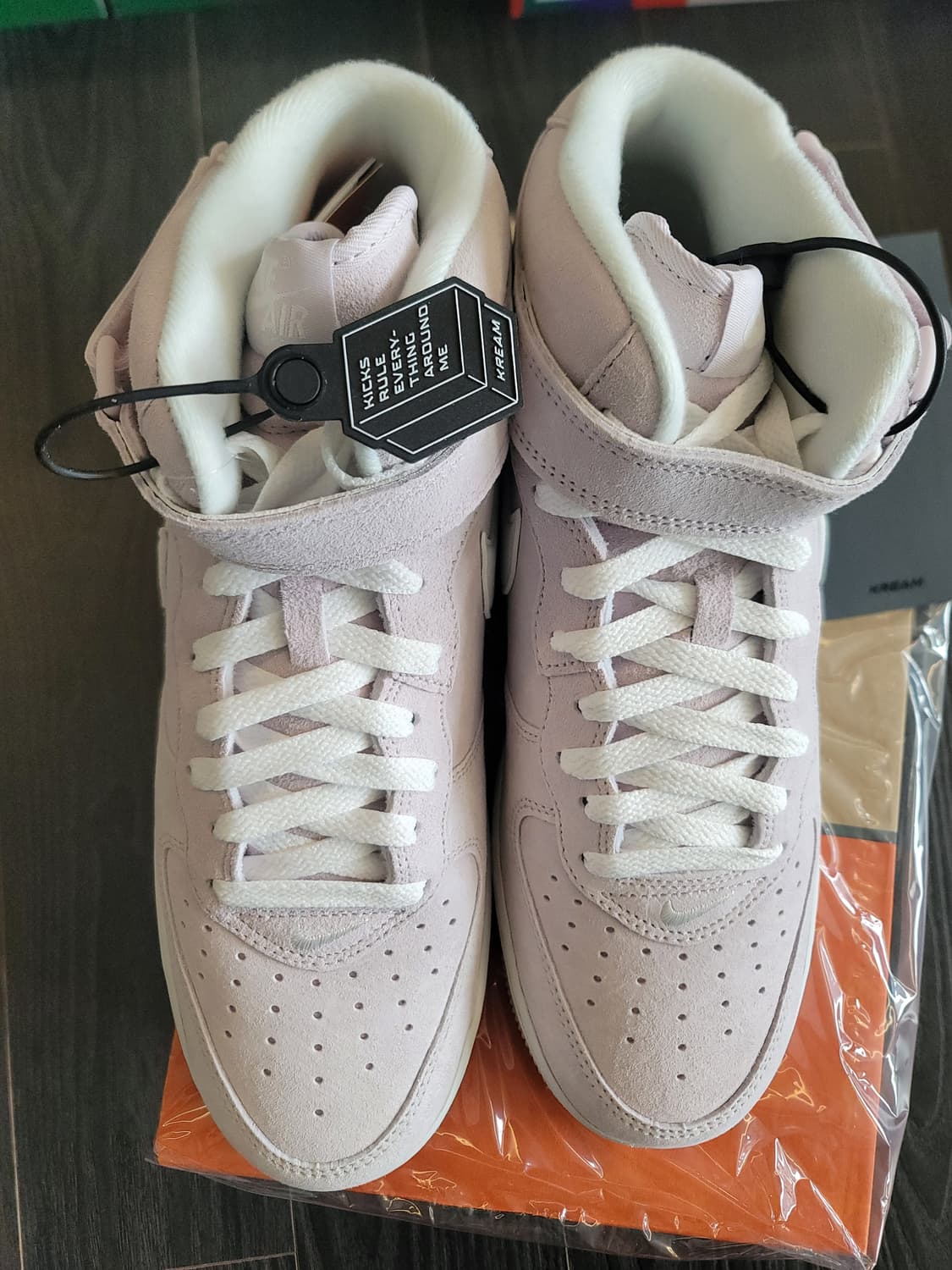 나이키 새상품 에어포스 미드 275 상품이미지2