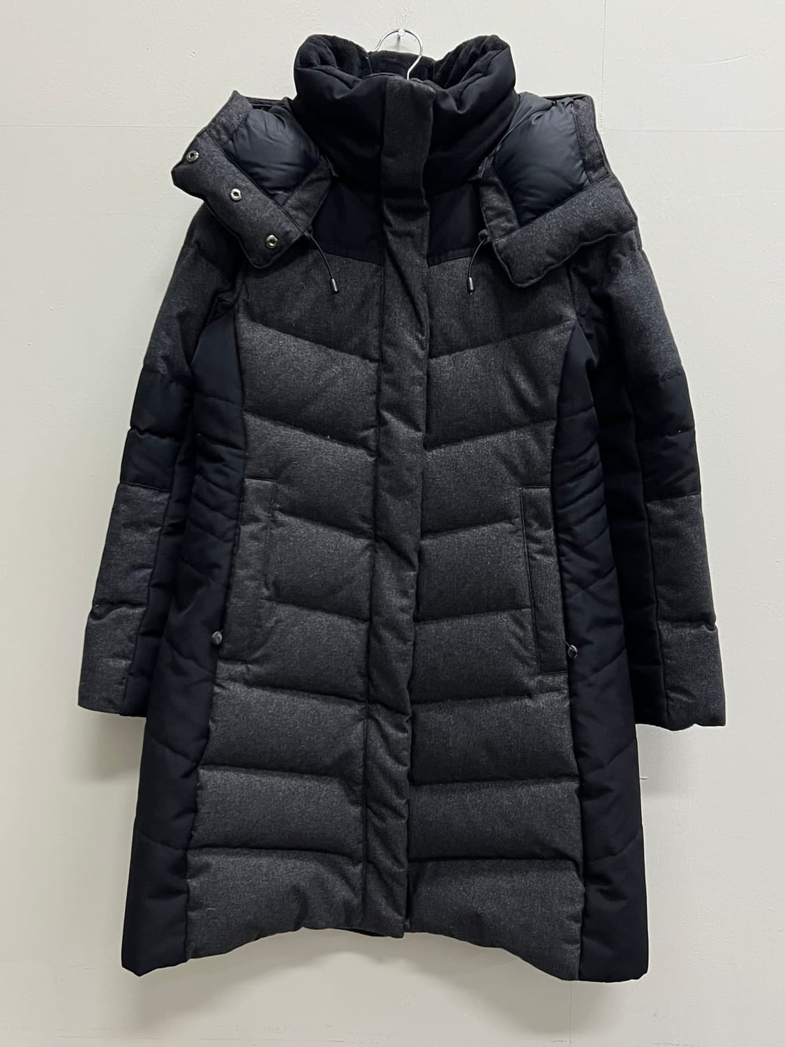 (90) 노스페이스 우먼스 구스다운 롱 패딩 자켓 차콜 상품이미지2