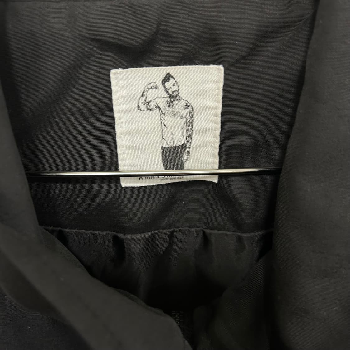 인터매니아 래글런 오버핏 나일론 코치자켓 상품이미지3