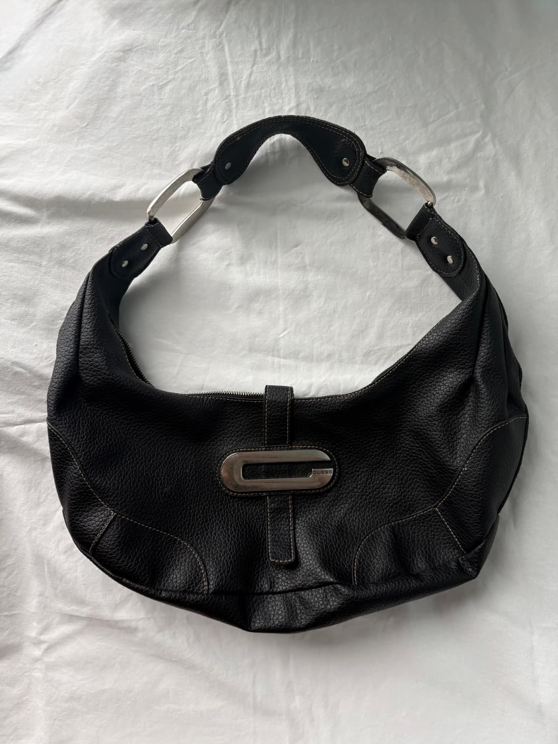 🎉오늘특가🎉Guess 2000’s shoulder bag 상품이미지3