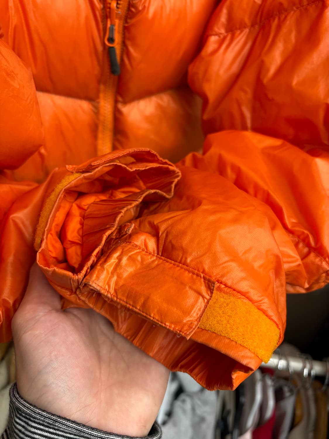 컬럼비아 오렌지 경량 패딩 상품이미지4