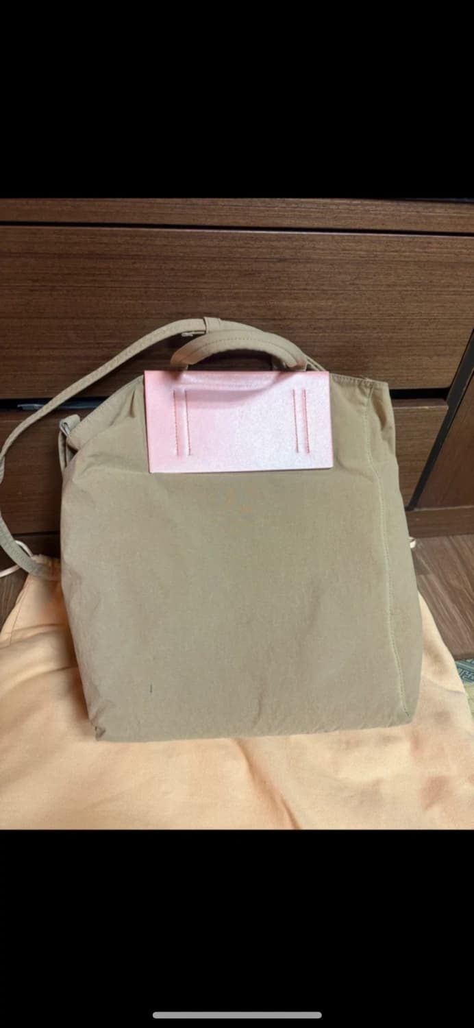 아크네 베이커백 m 상품이미지3