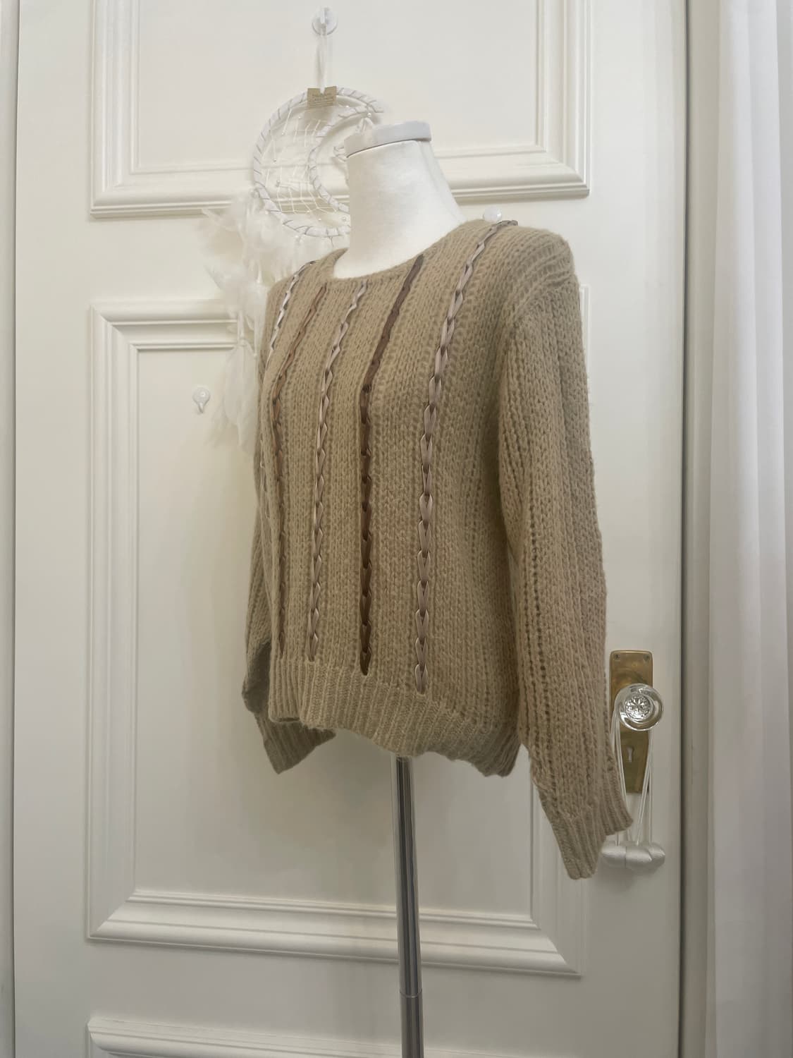 dark beige bow lace-up sweater(size-9) 상품이미지2