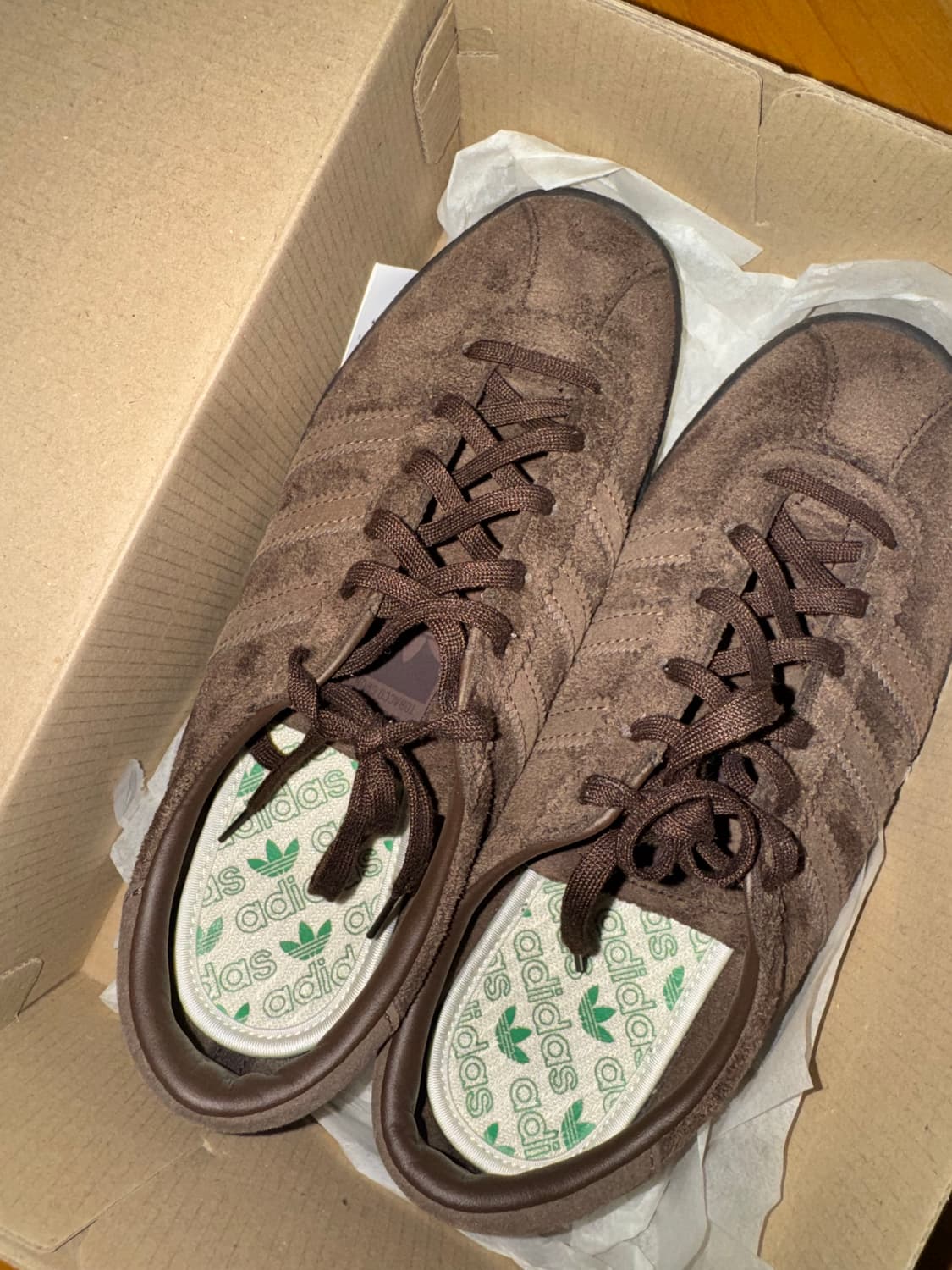 아디다스 토바코 다크 브라운 상품이미지1