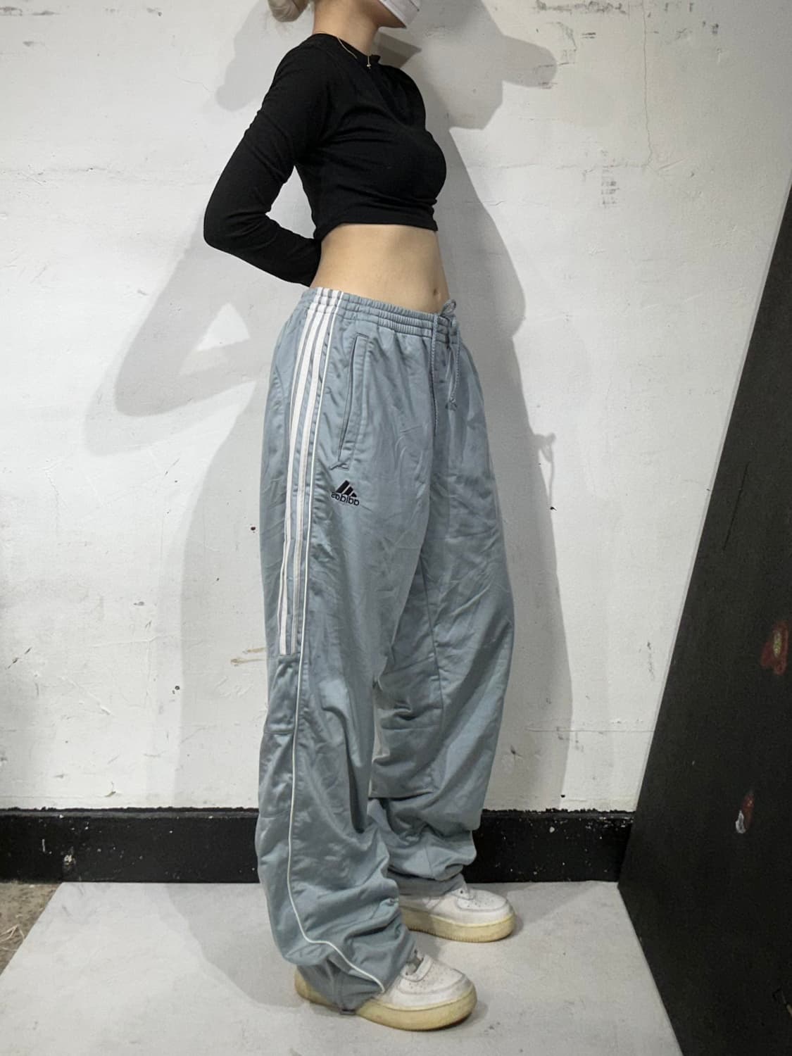 아디다스 와이드 그레이 화이트 삼선 트레이닝 팬츠 추리닝 바지 2XL 상품이미지1