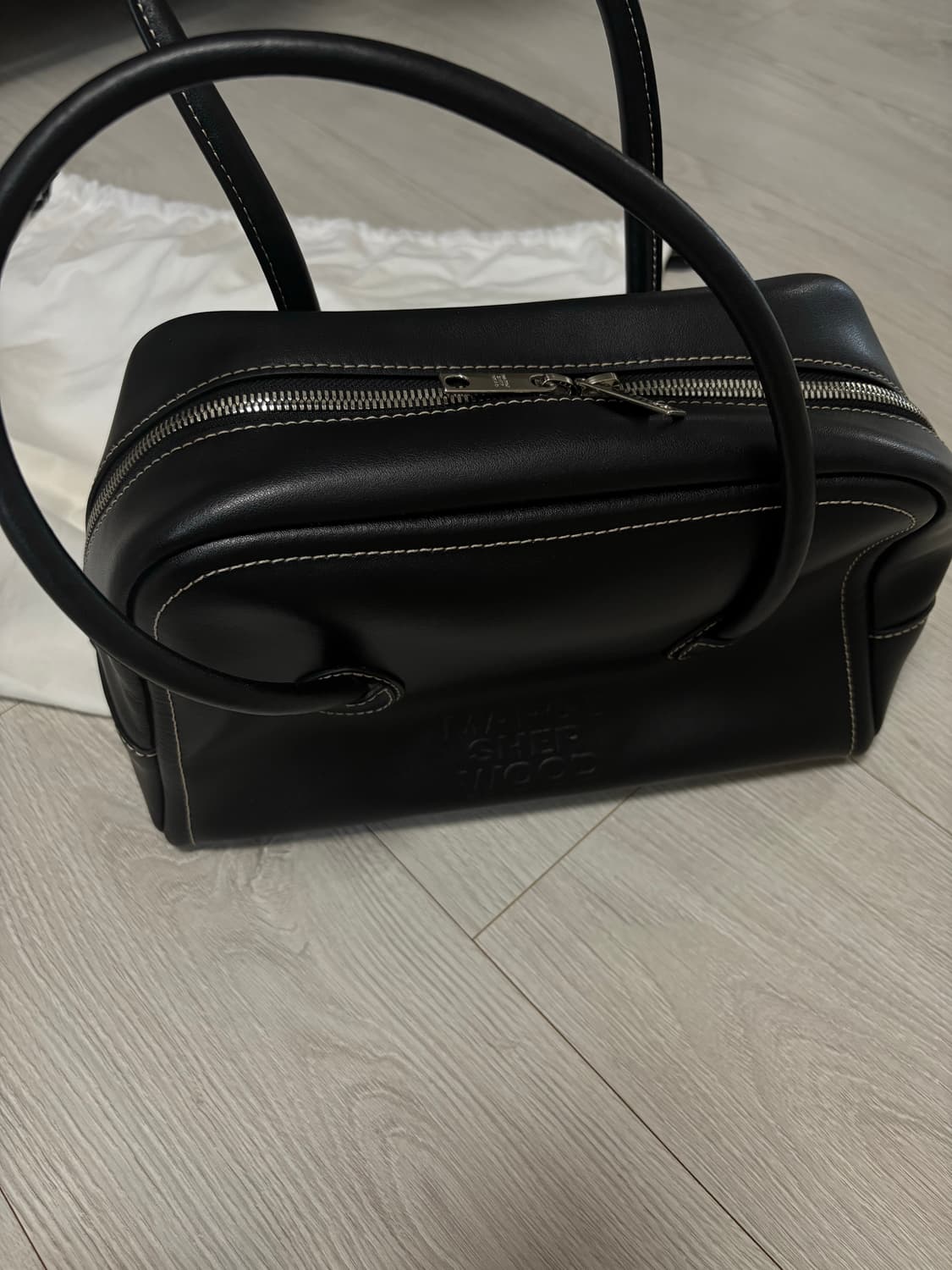 마지셔우드 soft tote black 상품이미지2