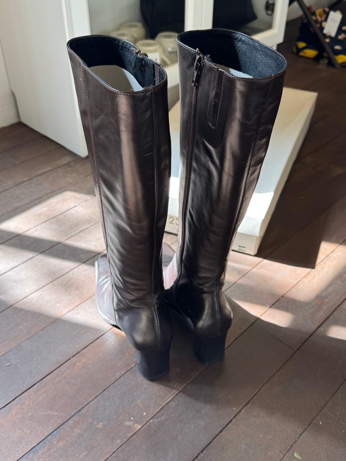 [MADE IN ITALY] 23구 스퀘어 토 가죽 롱부츠 상품이미지3