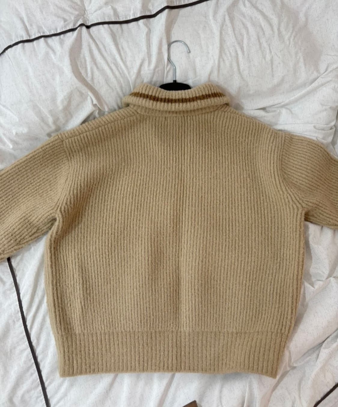 시티브리즈 라인배색 부클 집업 가디건 상품이미지4