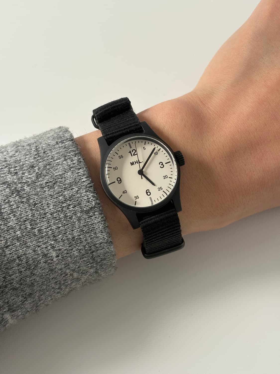 MHL. 밀리터리 블랙 필드 쿼츠 상품이미지9