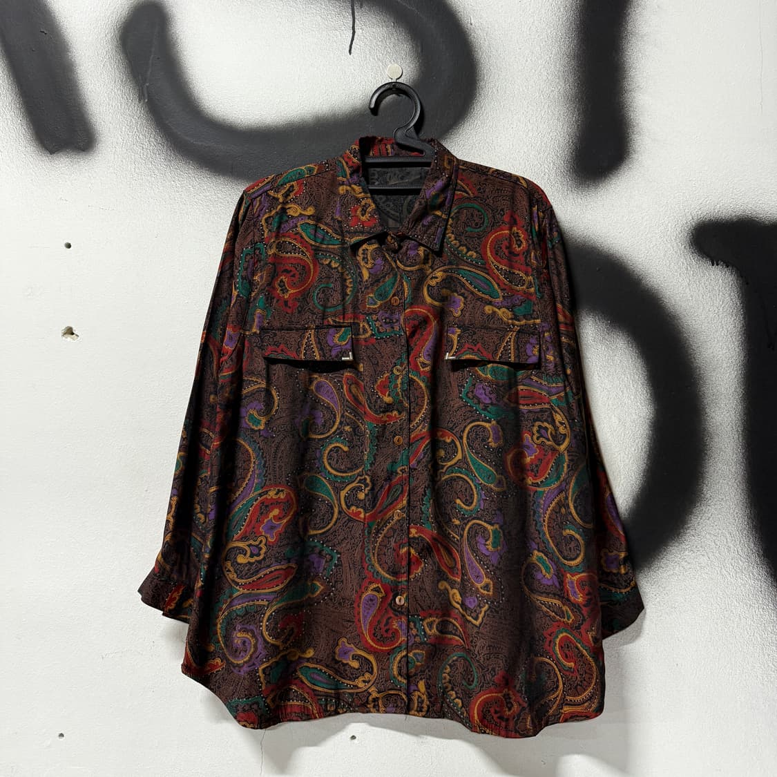 VTG 빈티지 메탈 탭 디테일 페이즐리 풀 패턴 에스닉 긴팔 셔츠 상품이미지1