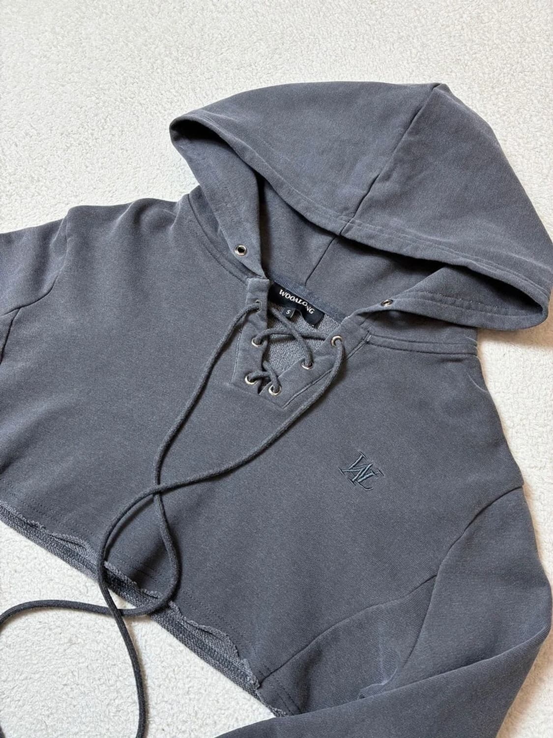 우알롱 23FW 시그니처 레이스업 크롭 후드티 PN7087 상품이미지3