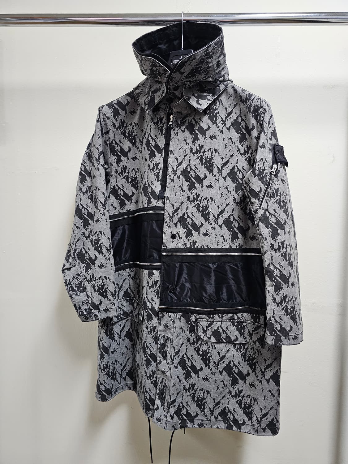 스톤아일랜드 쉐도우프로젝트 DISCHARGE COTTON 2.5L 자켓 상품이미지2