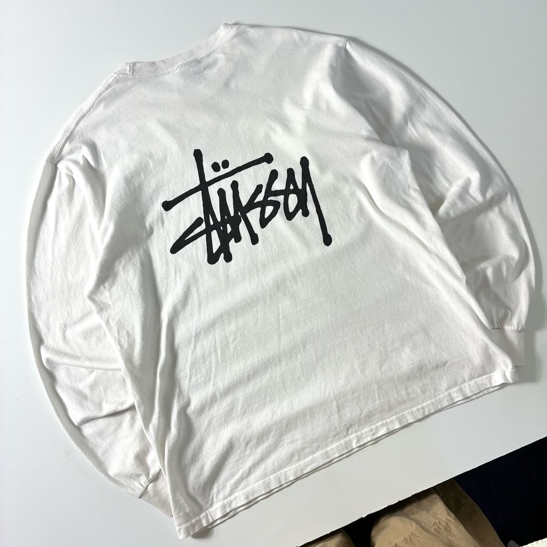 Stussy  스투시 베이직 로고 화이트 롱슬리브 티셔츠  상품이미지1