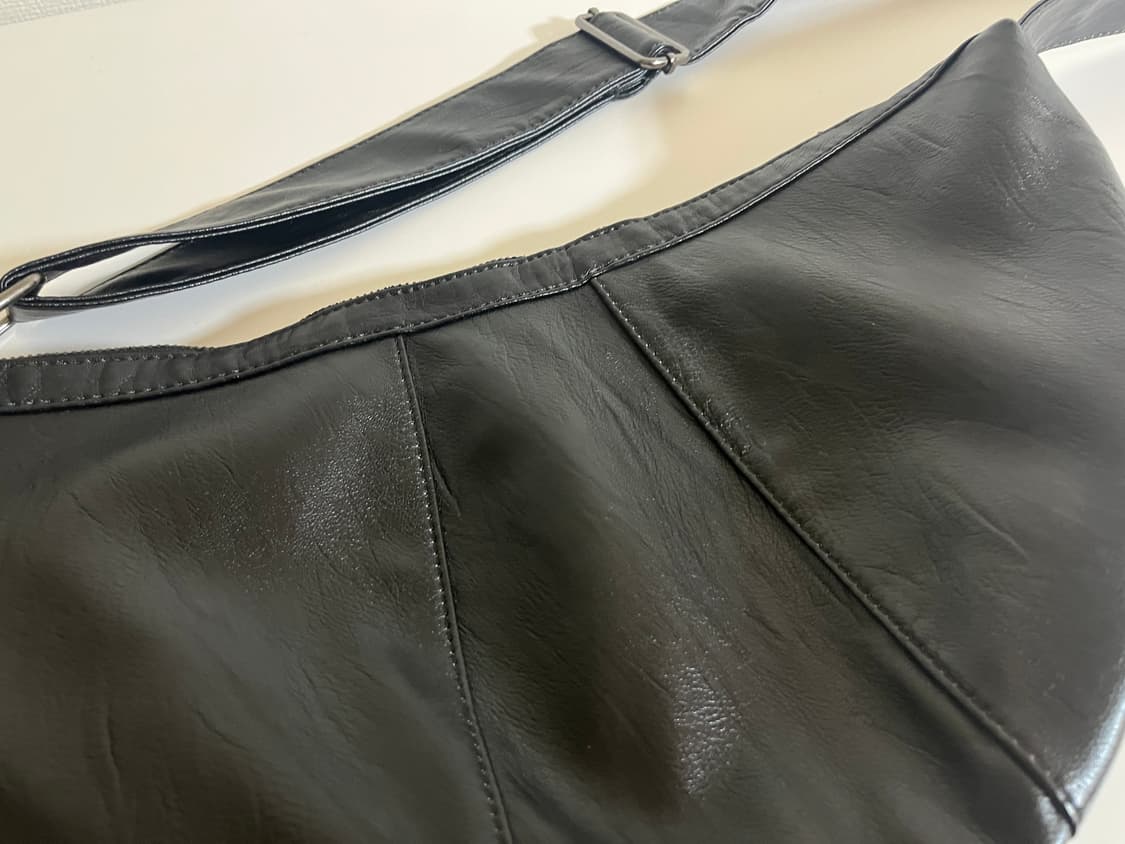 빈티지 가죽 크로스백 상품이미지1