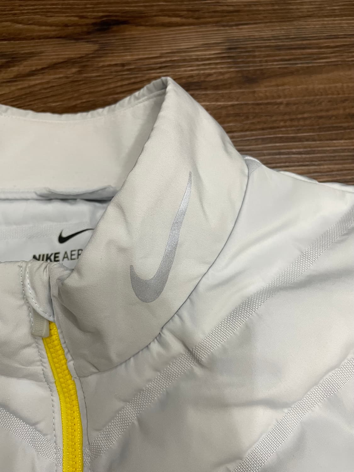 나이키 에어로로프트 베스트 조끼 상품이미지3