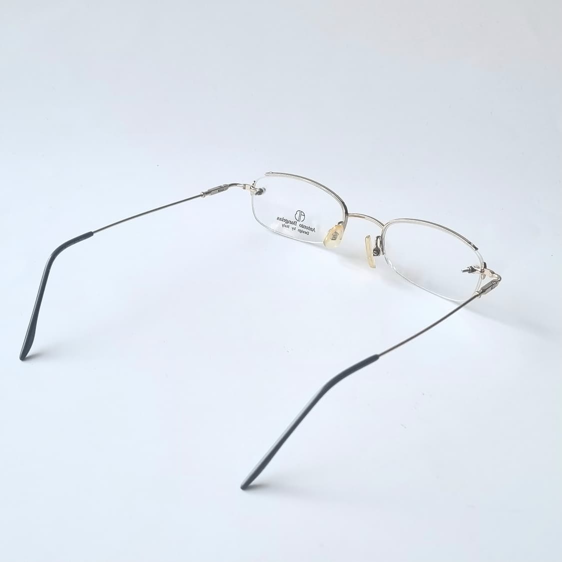 데드스탁 무테 느낌의 라운드사각 반무테 안경테  484 상품이미지6