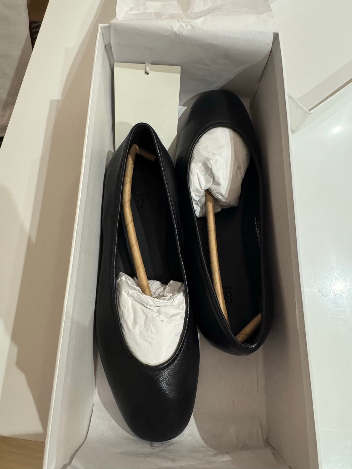 Cos 레더 발레리나 플랫 36 새상품(230~235추천) 상품이미지3