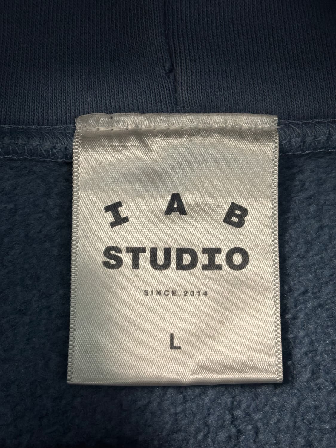 아이앱 스튜디오 X 취미가 스웻후드 상품이미지6