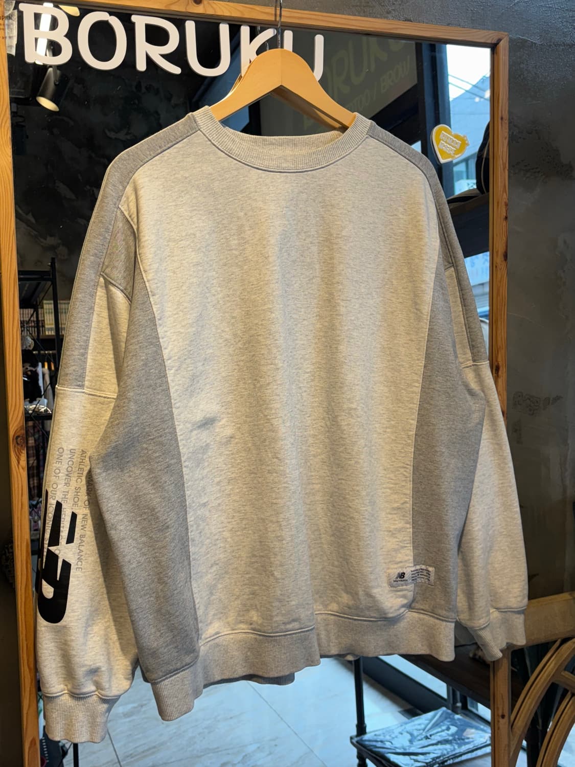 뉴발란스 그레이 맨투맨 XL 상품이미지1