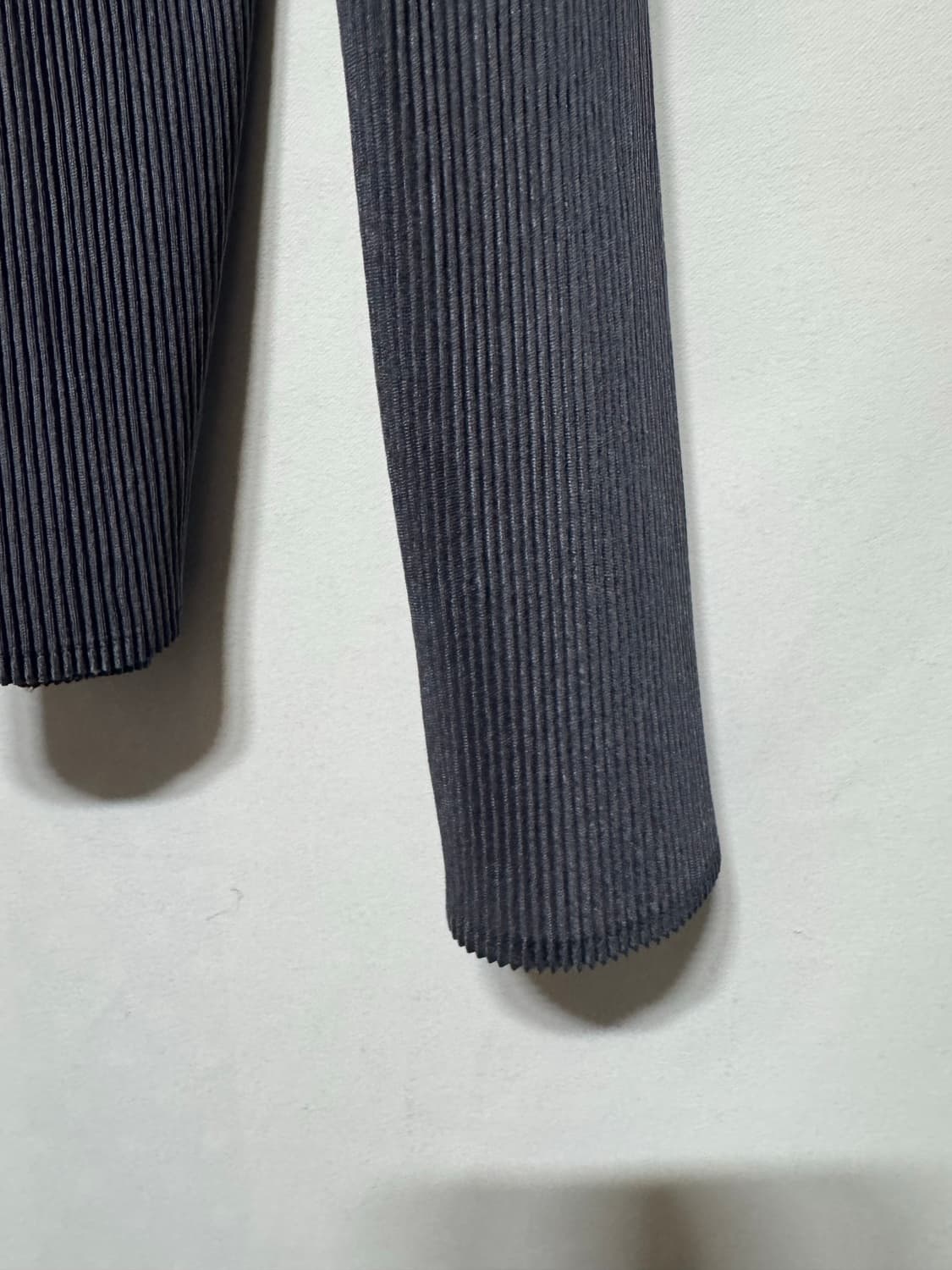 2 이세이미야케 플리츠플리즈 오픈 가디건 상품이미지3